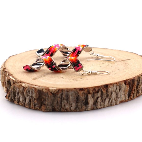 Authentic Native American Spiral Beaded Dangle Earrings Handcrafted Jewelry** - Picture 5 of 9